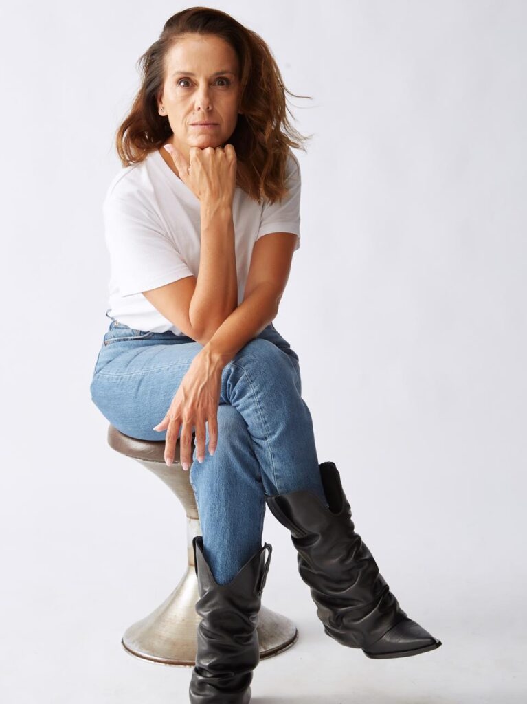 Mariana2 767x1024